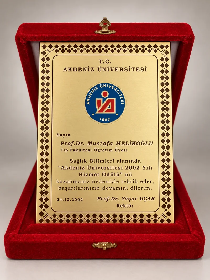 Akdeniz Üniversitesi 2002 Yılı Hizmet Ödülü